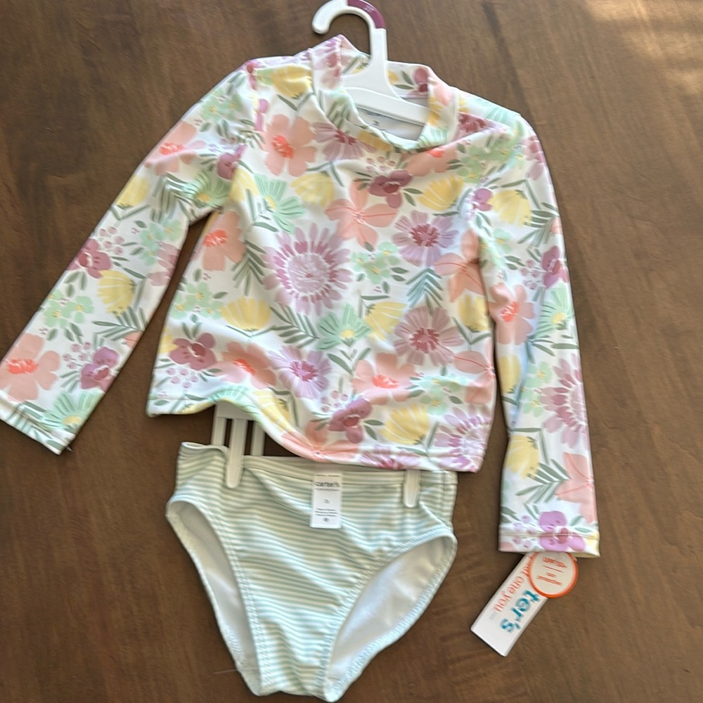 Carter’s 2 piece swim suit
